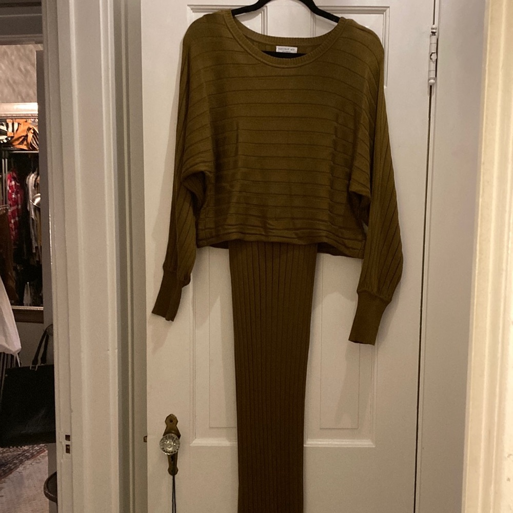 Ribbed Maxi dress in size M